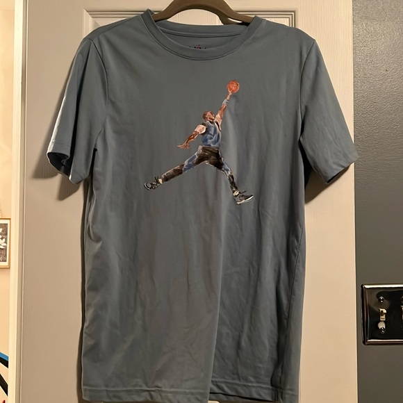 Jordan shirt size xl youth - Picture 2 of 4